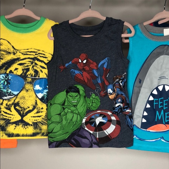 5 Muscle tank bundle - Picture 4 of 11